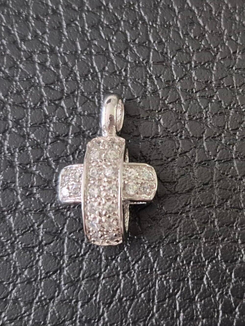 Sterling Silver Pavé Cross Pendant Necklace White Sparkle